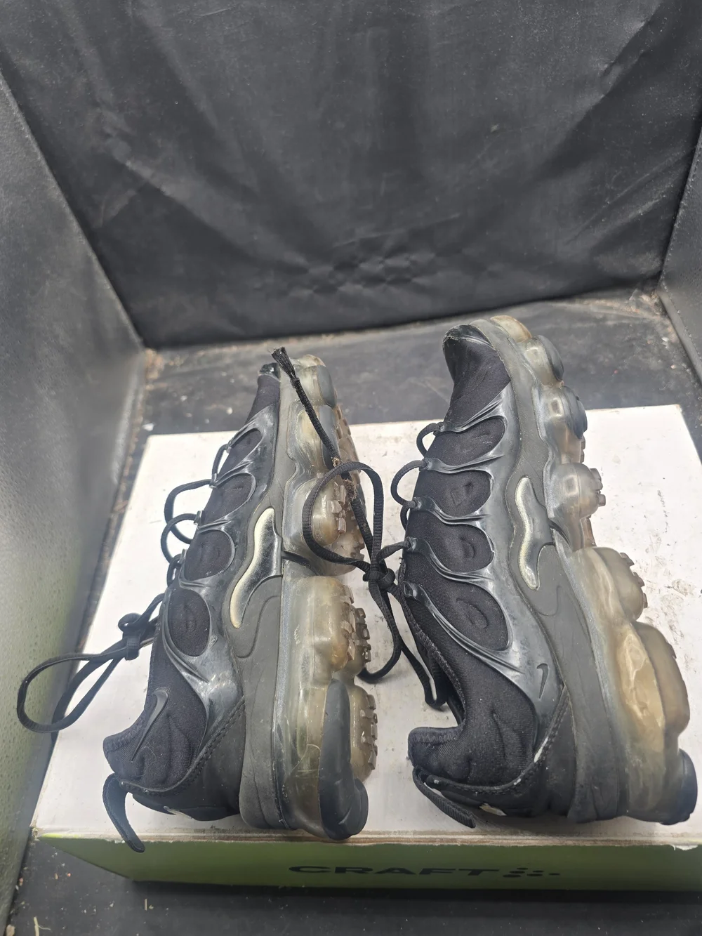 Nike Men's Black Athletic Sneakers